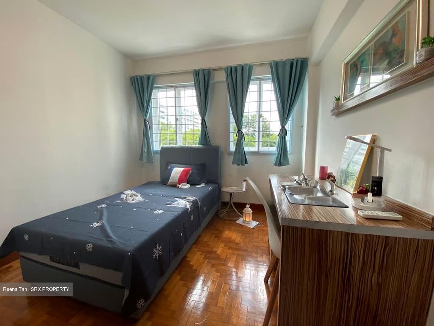 Melville Park (D18), Condominium #576769011